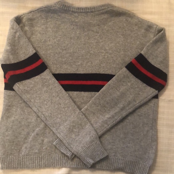 Like new Brandy Melville sweater with navy stripe - Picture 4 of 8